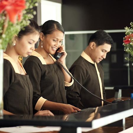 M Citi Suites Cebu Extérieur photo
