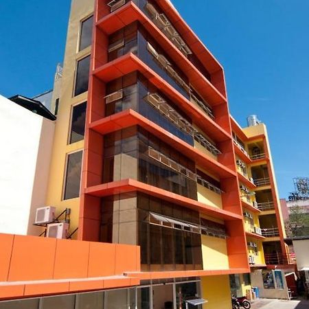 M Citi Suites Cebu Extérieur photo