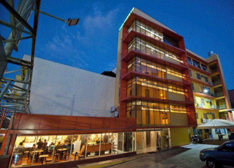M Citi Suites Cebu Extérieur photo