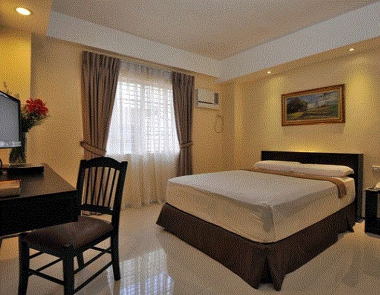 M Citi Suites Cebu Extérieur photo