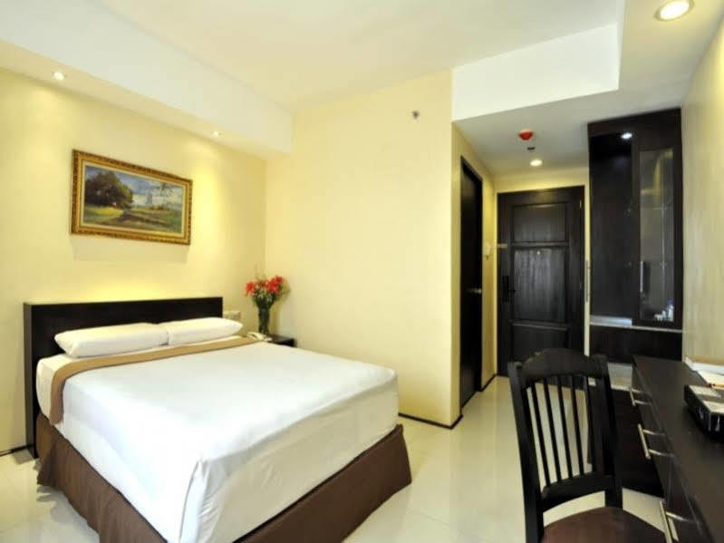 M Citi Suites Cebu Extérieur photo